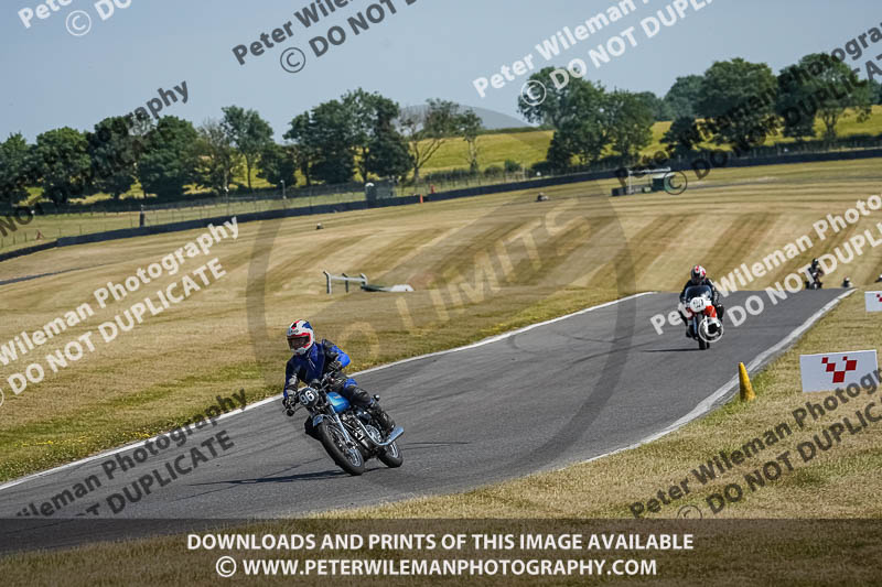 cadwell park;cadwell park photographs;cadwell trackday photographs;enduro digital images;event digital images;eventdigitalimages;peter wileman photography;racing digital images;trackday digital images;trackday photos